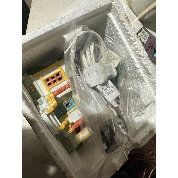 Lemax 1993 Dickensvale Christmas Shoppe Village House Lighted Vintage - Picture 4 of 4